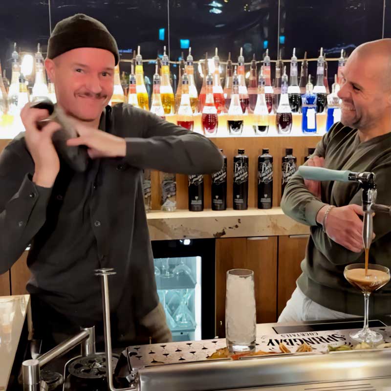 Springbay bartenders at work photo 4